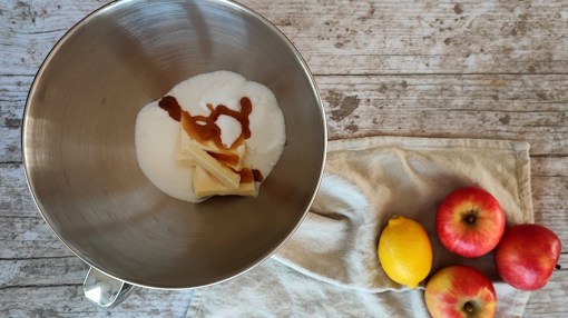 Мягкий яблочный пирог — La tambouille de Bouille